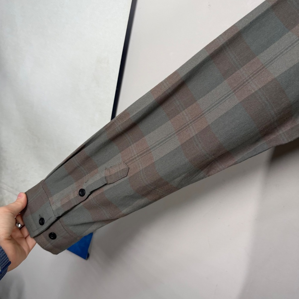 MTN OPS Mens Pinyon Tri Blend Premium Flannel Shirt Sz L Sage Plaid Long Sleeve - Picture 13 of 16